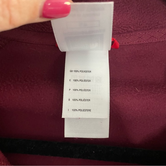 The North Face 1/4 zip - Picture 5 of 8